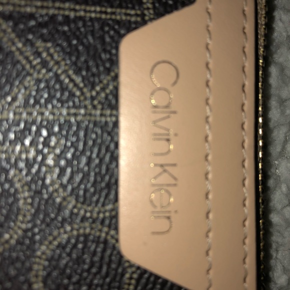Calvin Klein Mini Clutch Bag - Picture 4 of 8